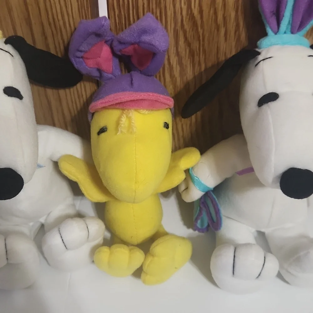 Peanuts set four